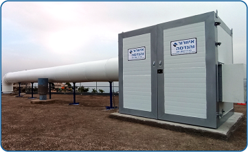 Acoustic chamber for blower pressure including external silencer
