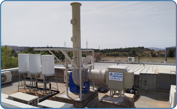 Plastic blower, model PVP, that extracts air from the production process and separates gases with a droplet separator