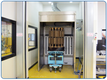 Dust and particle suction wall from the grinding process