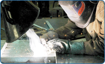 Suction arm for welding smoke, particles, and gases