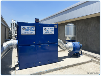 Filter unit with differential pressure gauge with transmission