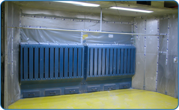 Suction and filtration wall for electrostatic painting